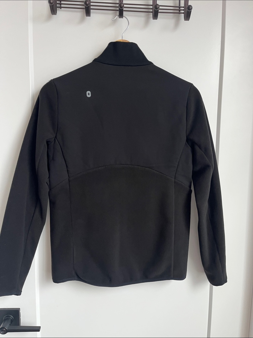 Figs Black Zip-Up Medical Jacket with Aya Healthcare Embroidery Women’s size XS - Picture 5 of 10
